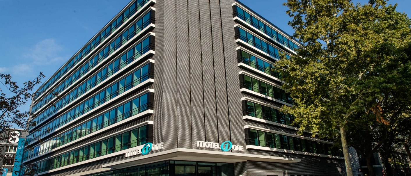 exterior view, © Motel One - Stuttgart Hauptbahnhof