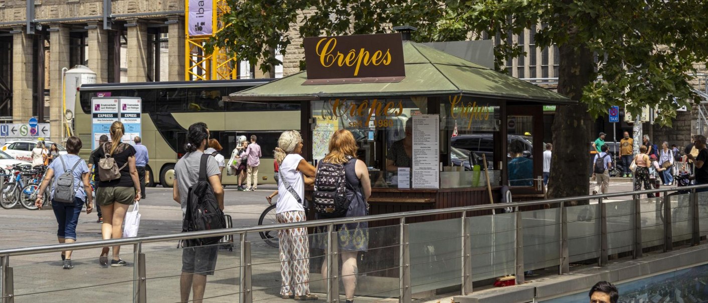 Crêpes at Stuttgart main station, © SMG Stuttgart Marketing GmbH - Sarah Schmid