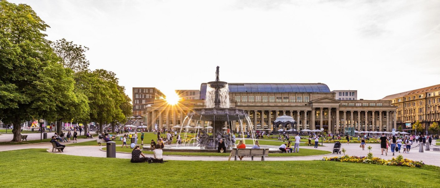 Palace Square facing Königsbau, © © Stuttgart-Marketing GmbH, Werner Dieterich