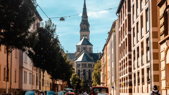 Matthäuskirche am Erwin-Schoettle-Platz