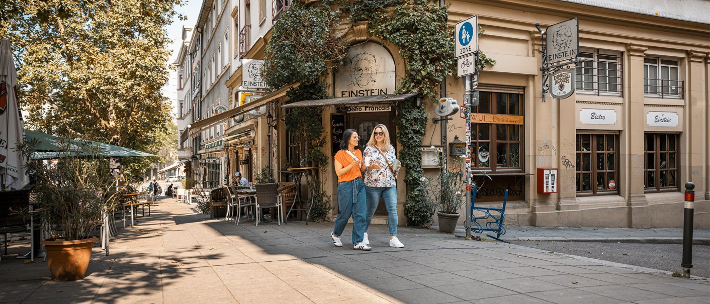 Wilhelmasplatz mit Blick auf das Café Einstein, © Stuttgart-Marketing GmbH, Sarah Schmid