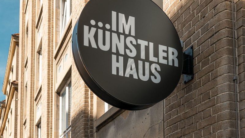 Künstlerhaus Schild, © SMG, Sarah Schmid