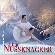 Der Nussknacker - United European Ballet | Künstl. Leiter: Rolando Sarabia, © links im Bild