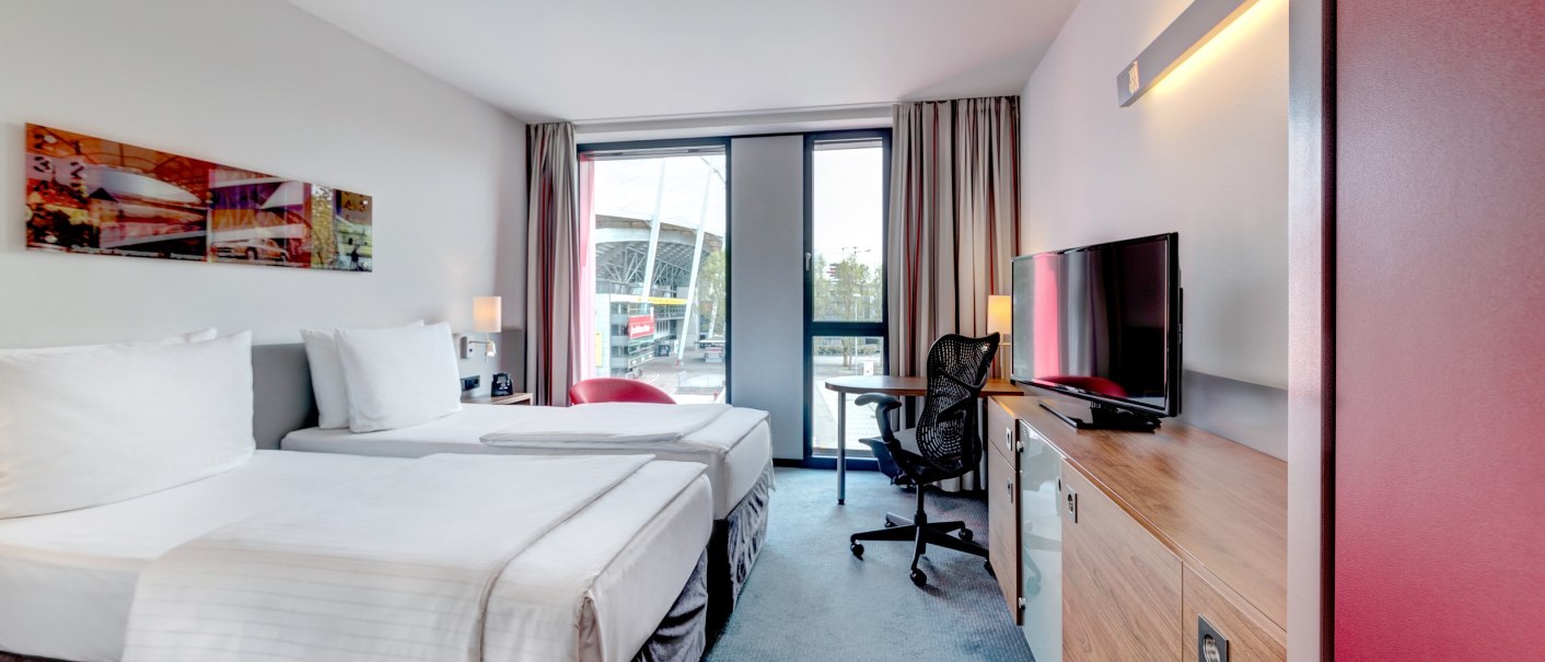 Comfort ZImmer mit Twin Bett, © Hilton Garden Inn Stuttgart Neckarpark