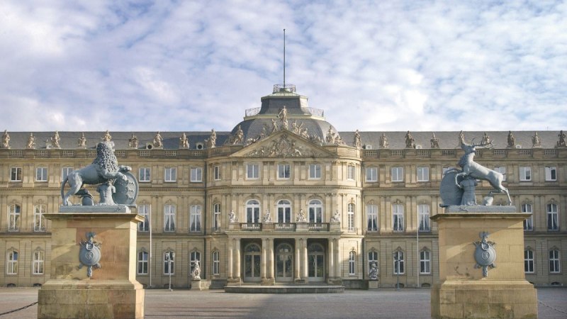 Neues Schloss_Ehrenhof, © Stuttgart-Marketing GmbH, Günter Bergmann