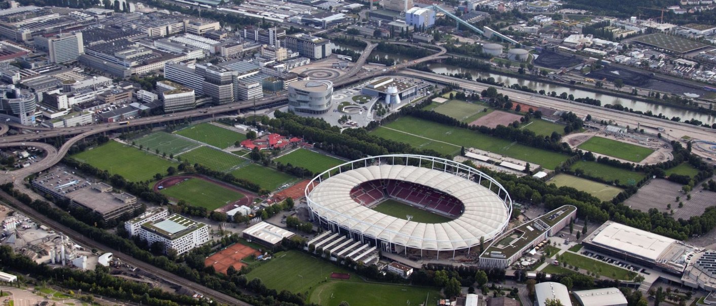 Der Neckarpark mit der Mercedes-Benz Arena Stuttgart, © Stuttgart-Marketing GmbH