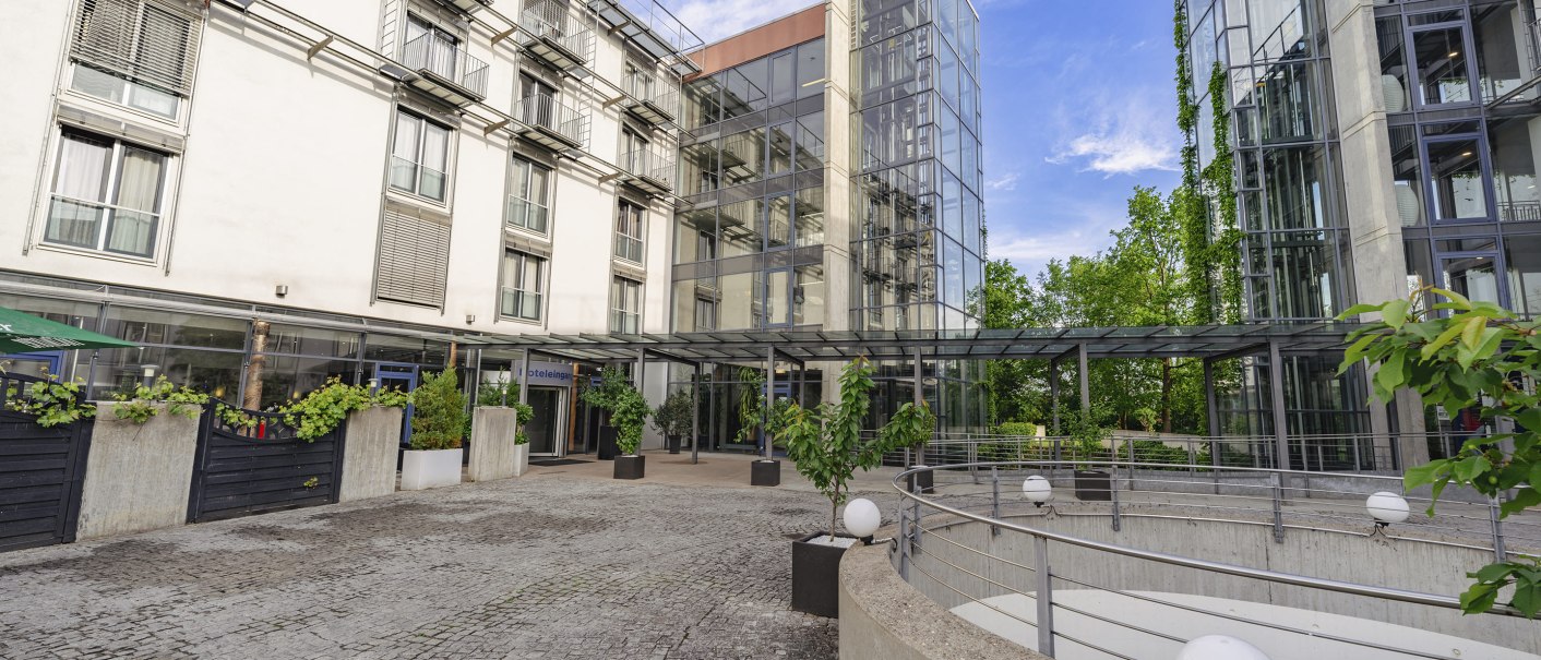 Gebäude, © PLAZA Hotelgroup GmbH