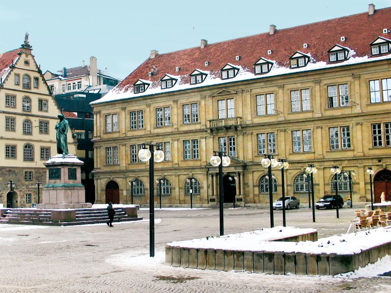 Prinzenbau on Schillerplatz Stuttgart with Stiftsfruchtkasten on the left and Schiller monument in the foreground