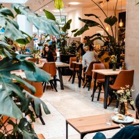 Haus der Katholischen Kirche, Café Mela, © SMG, Sarah Schmid