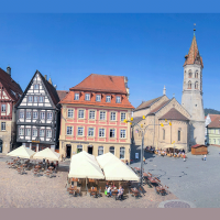 Marktplatz-mit-Rathaus-und-Johanniskirche-Foto-Thomas-Zehnder-Hostrup-Fotografie
