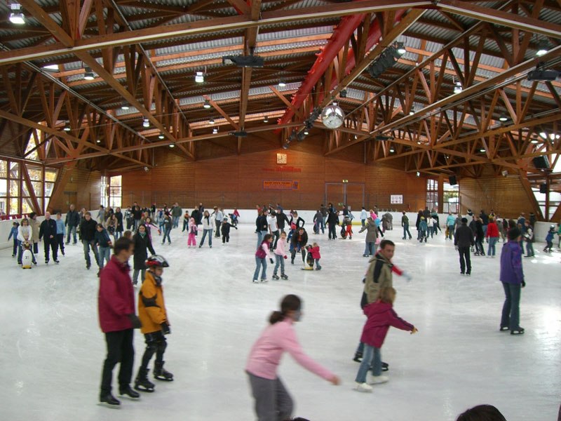 Eislaufen in der Eiswelt Stuttgart, © Stadt Stuttgart/Neidlinger