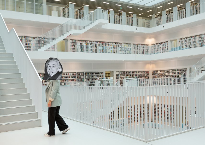 Albert Einstein als Symbol der Wissenschaft in der Stadtbibliothek, © Niemyer - Keller - Jakob - Holzhaider / HdM Stuttgart