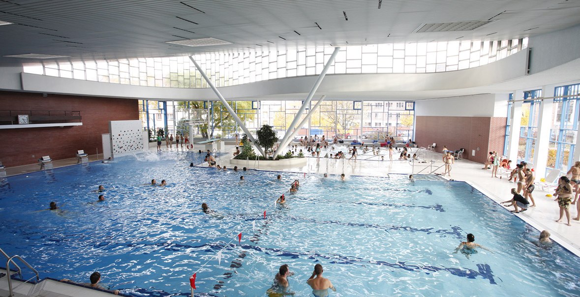 Swimming pool in the Leo Vetter pool, © Stuttgarter Bäder